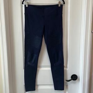 Navy Blue Alo Low Rise Motto Leggings